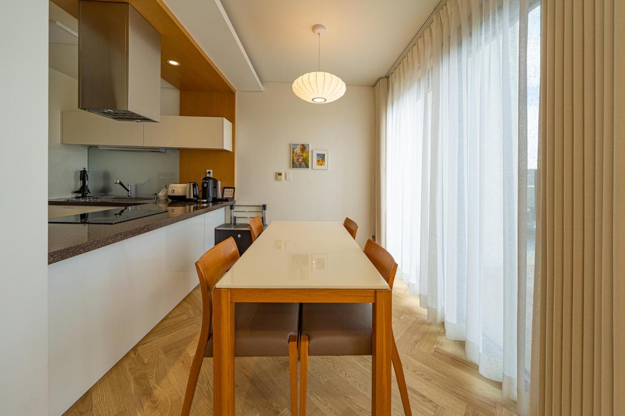Velum Resort Seogwipo Exterior photo