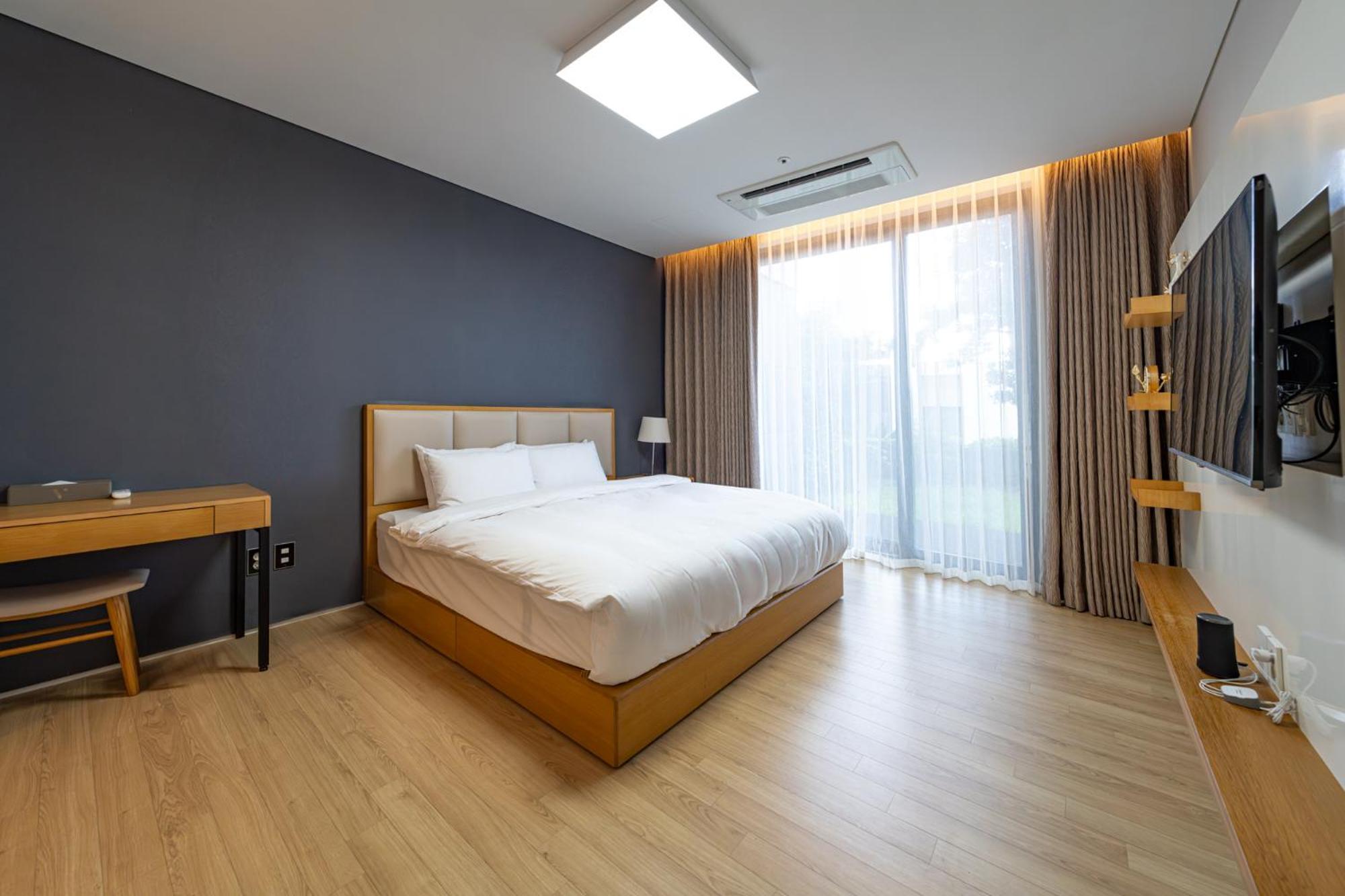 Velum Resort Seogwipo Exterior photo