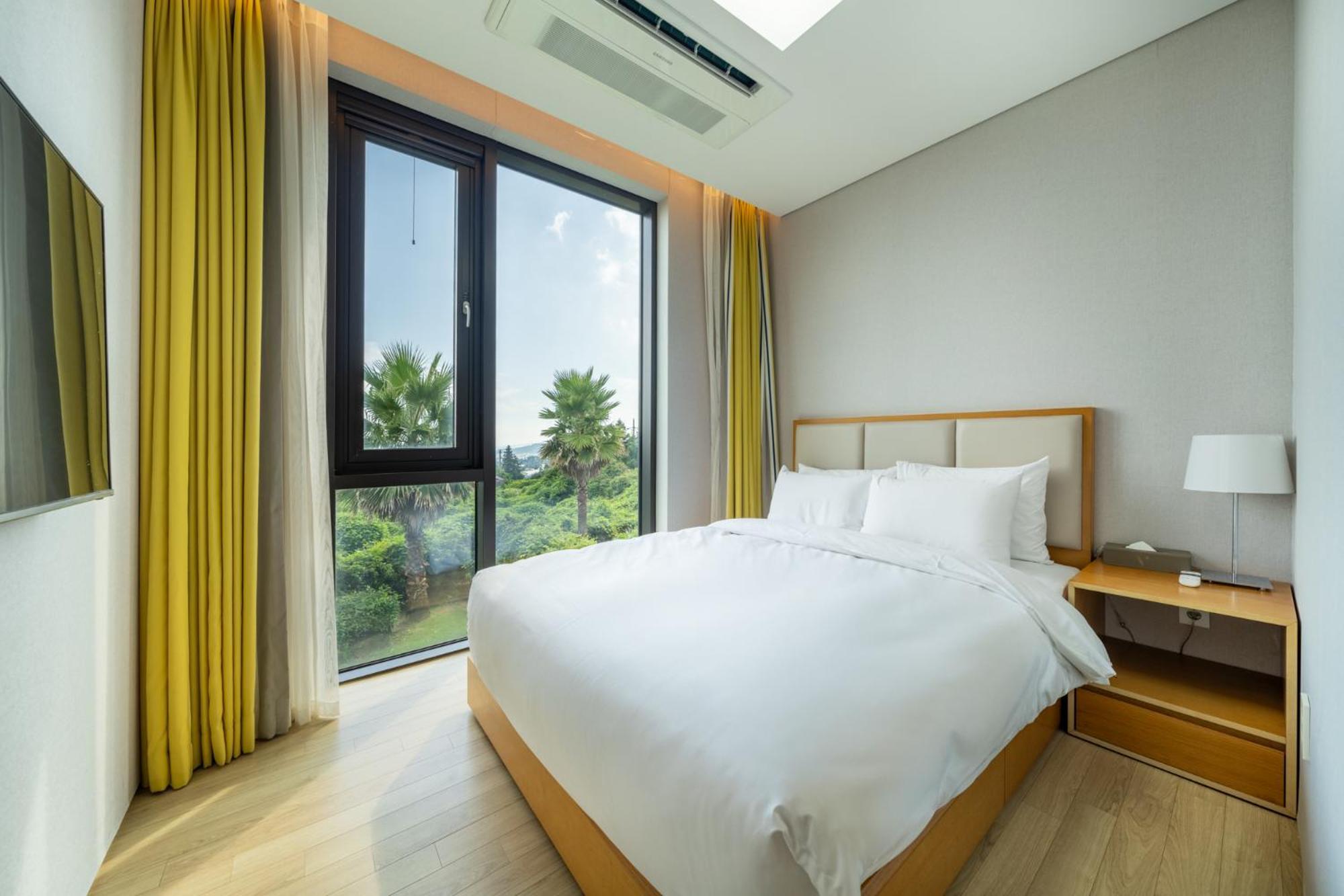 Velum Resort Seogwipo Exterior photo