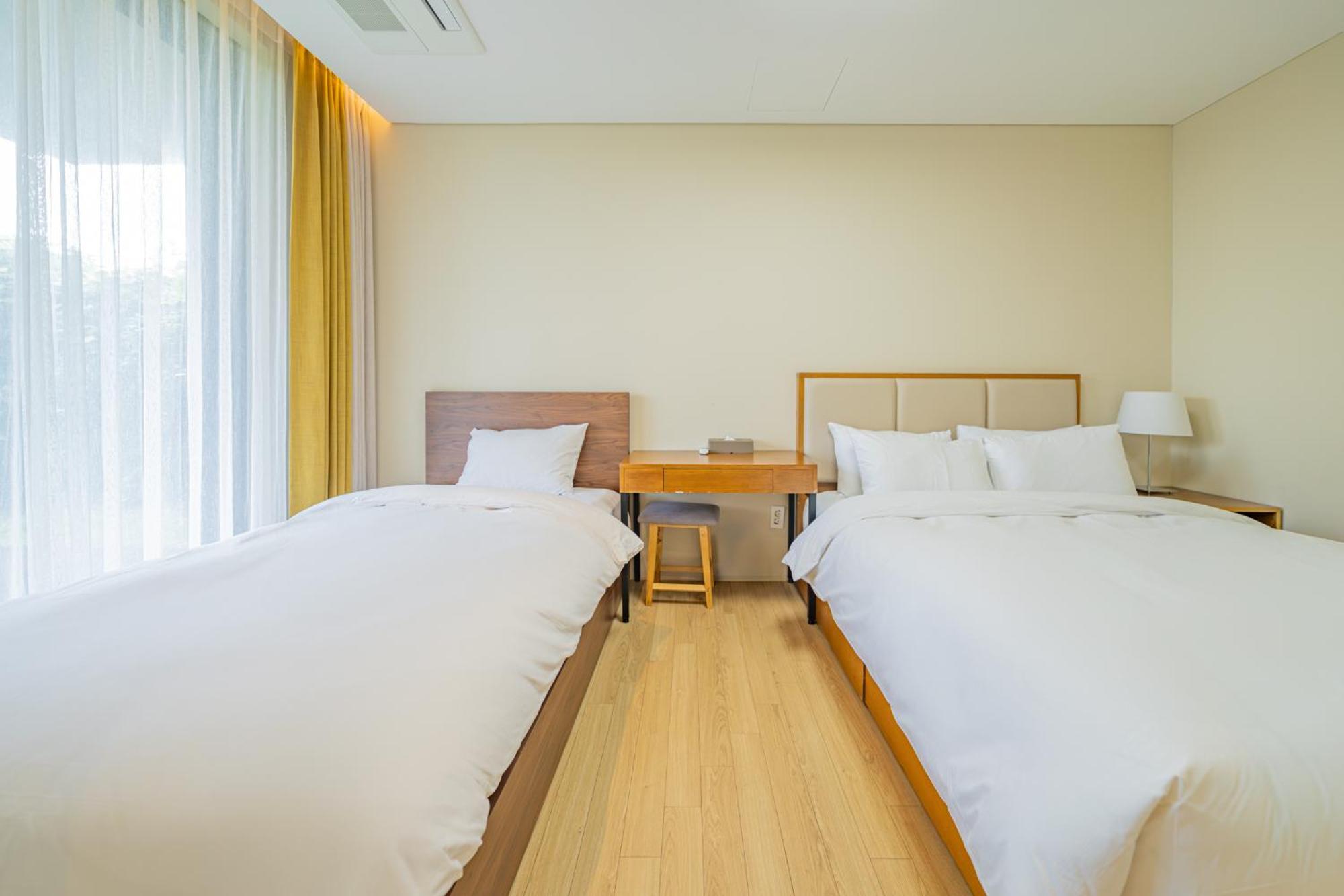 Velum Resort Seogwipo Exterior photo